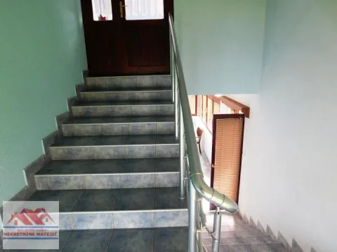 Sale, house, 264m², Korićani, Kragujevac - image 58