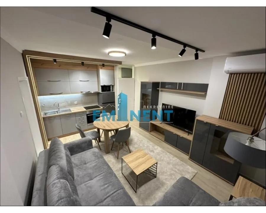 Izdavanje, stan, 53m², Novi Beograd Blok 28, Novi Beograd Sve Podlokacije