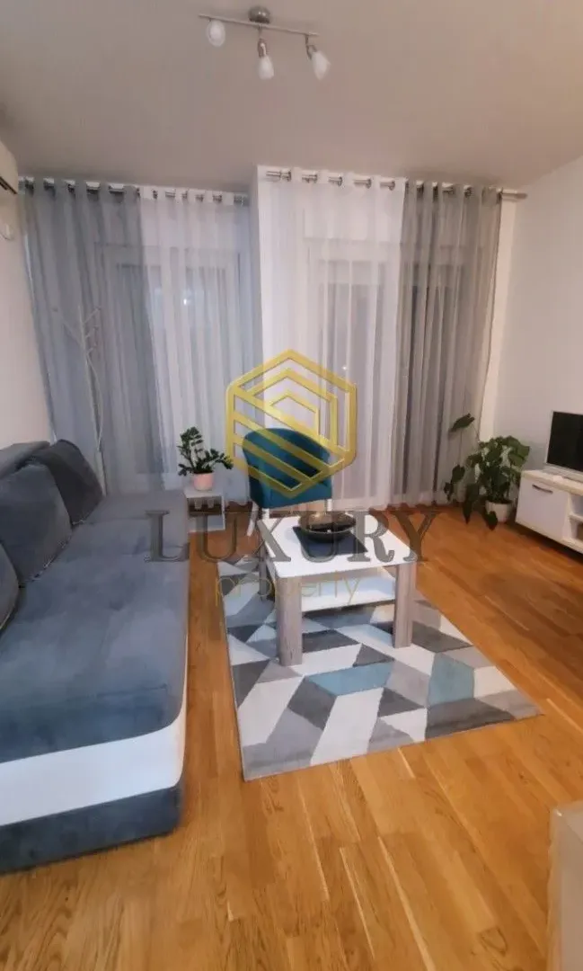 Rent, studio apartment, 27m², City Kvart, Podgorica