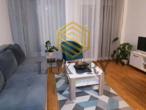 Izdavanje, garsonjera, 27m², City Kvart, Podgorica - image 4