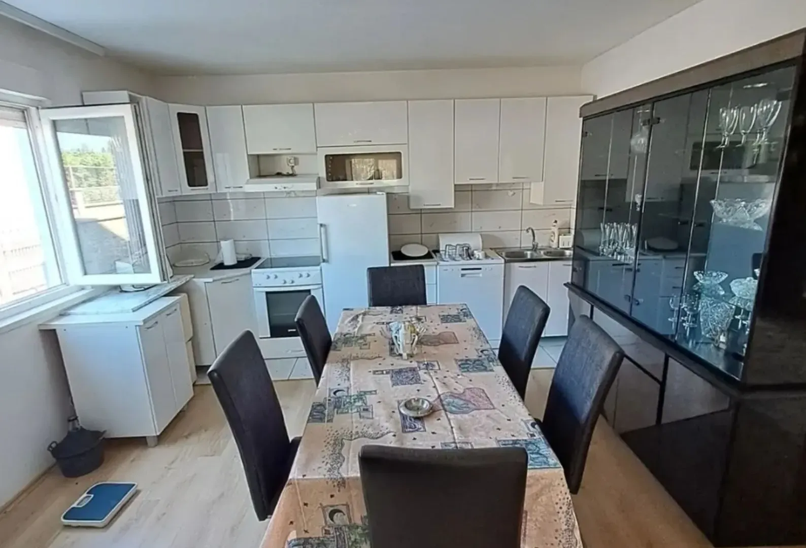 Rent, house, 130m², Tološi, Podgorica