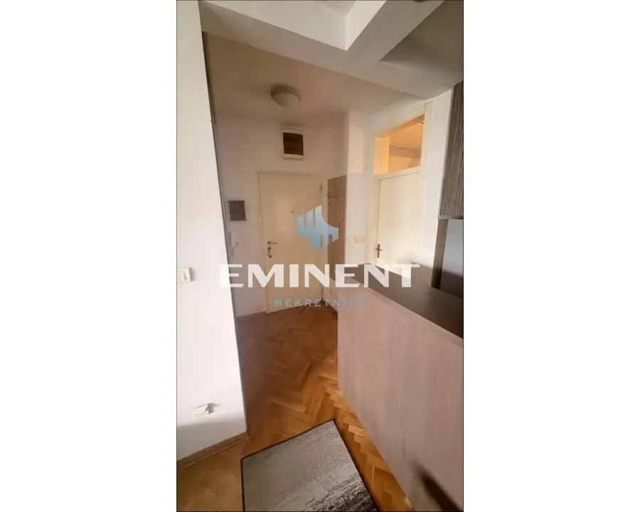Rent, two bedroom apartment, 43m², Novi Beograd Blok 22, Novi Beograd Sve Podlokacije
