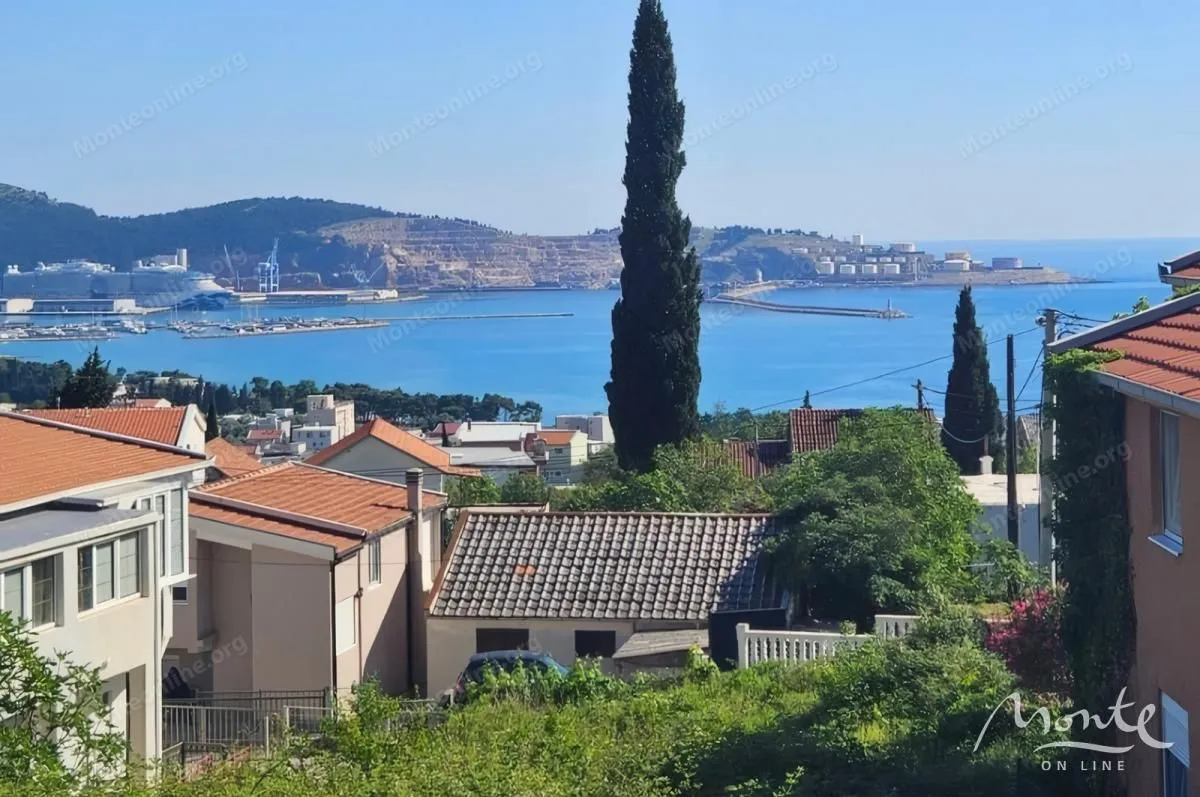 Sale, two bedroom apartment, 42m², Šušanj, Bar