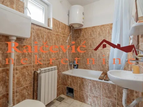 Prodaja, kuća, 263m², Vrnjačka Banja, Srbija - image 18