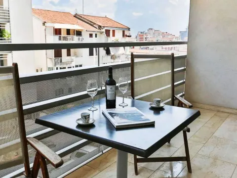Sale, two bedroom apartment, 85m², Budva, Crna Gora - image 2