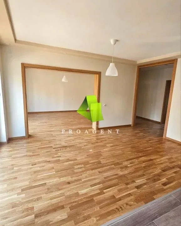 Prodaja, trosoban stan, 92m², Pantelej, Niš