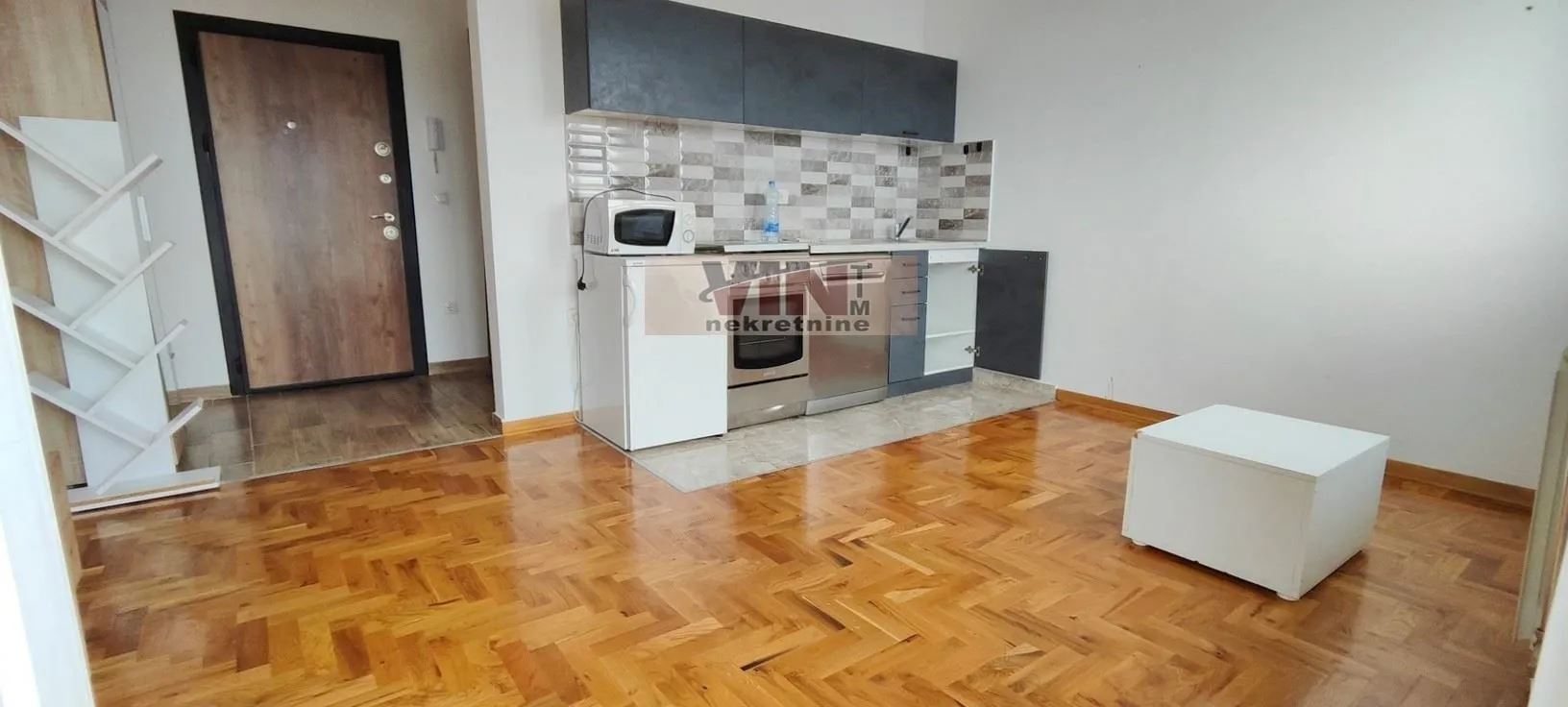 Rent, one bedroom apartment, 31m², Višnjica, Palilula Sve Podlokacije