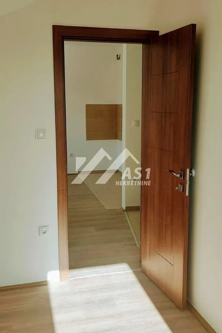 Izdavanje, jednosoban stan, 38m², Adice, Novi Sad Sve Podlokacije