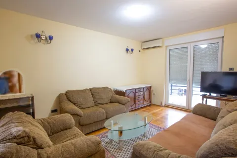 Rent, one bedroom apartment, 59m², Central Point, Podgorica - image 850
