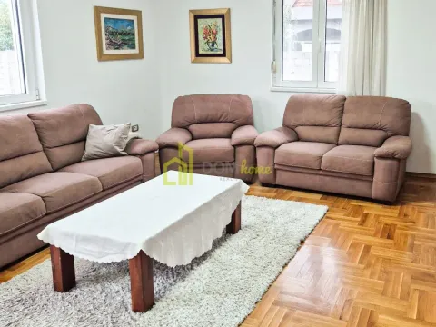 Izdavanje, kuća, 160m², Donja Gorica, Podgorica - image 3