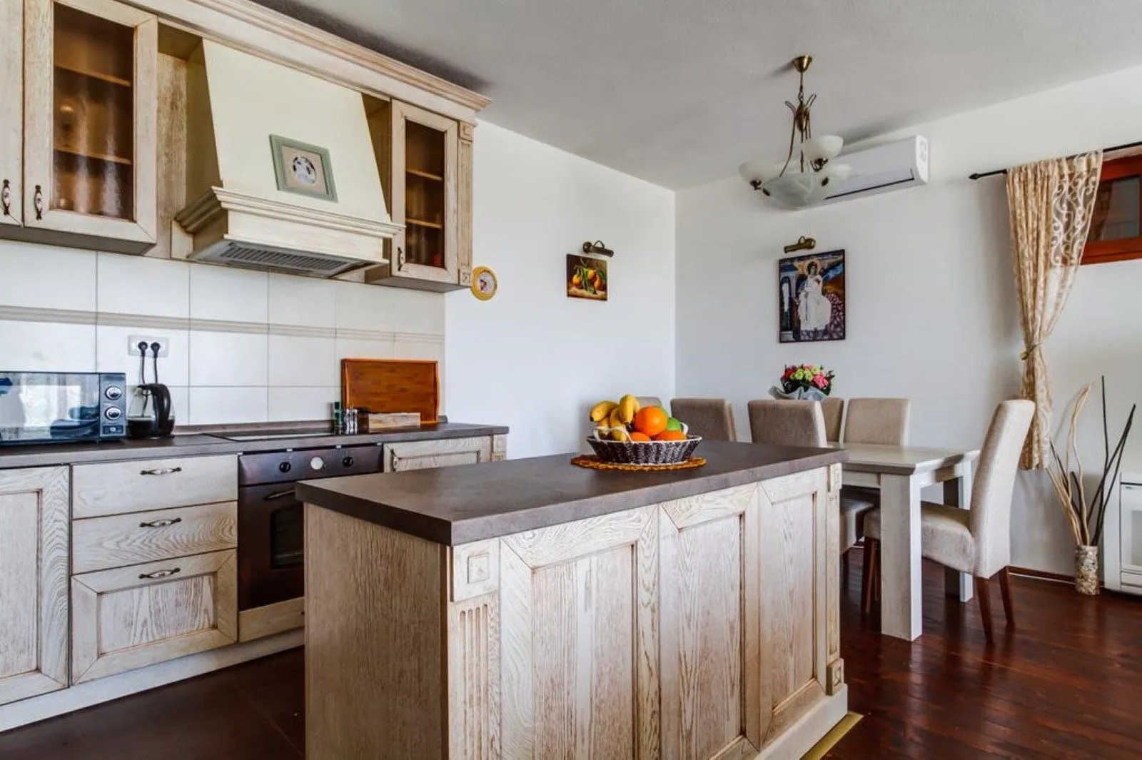 Sale, house, 210m², Zagora, Kotor