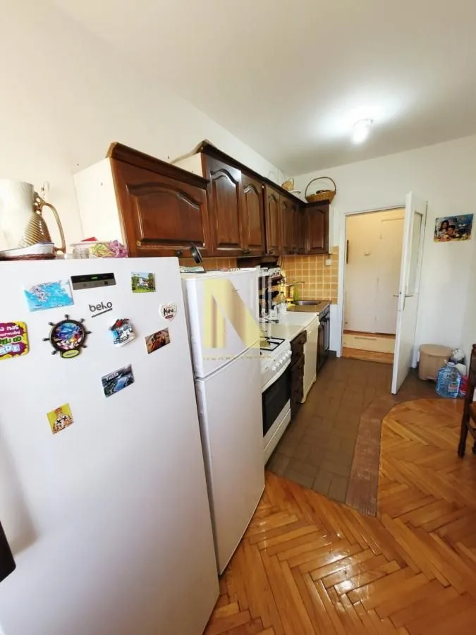 Prodaja, dvosoban stan, 52m², Bulevar Oslobodjenja, Novi Sad Sve Podlokacije