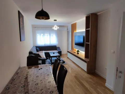 Izdavanje, jednosoban stan, 47m², Central Point, Podgorica - image 3