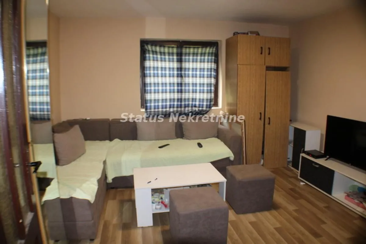 Sale, office space, 848m², Titel, Novi Sad