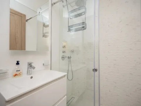 Izdavanje, jednosoban stan, 50m², Master Kvart, Podgorica - image 13