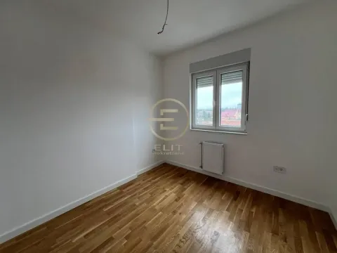 Izdavanje, poslovni prostor, 92m², Vidovdansko naselje, Novi Sad Sve Podlokacije - image 13