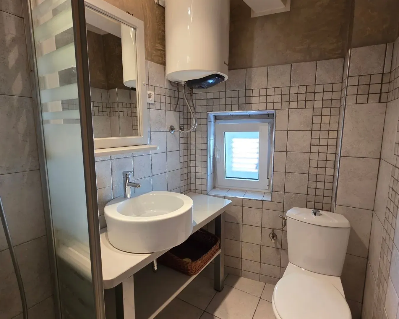 Rent, three bedroom apartment, 120m², Stari Grad, Budva
