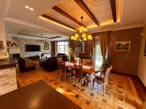 Sale, house, 356m², Čenej, Novi Sad Sve Podlokacije - image 10