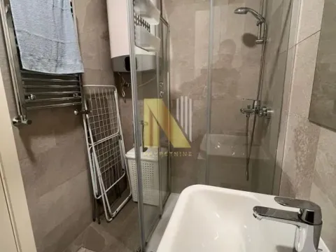 Izdavanje, dvosoban stan, 51m², Centar, Novi Sad - image 9