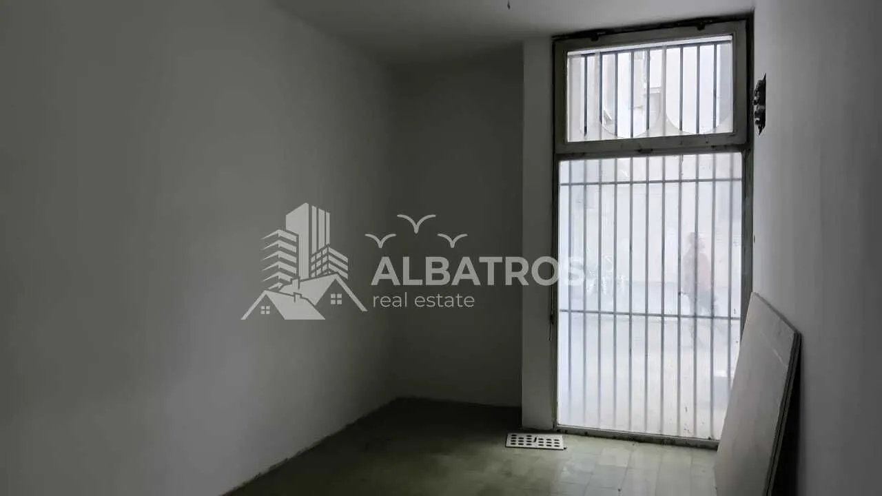 Rent, office space, 52m², Centar, Bar