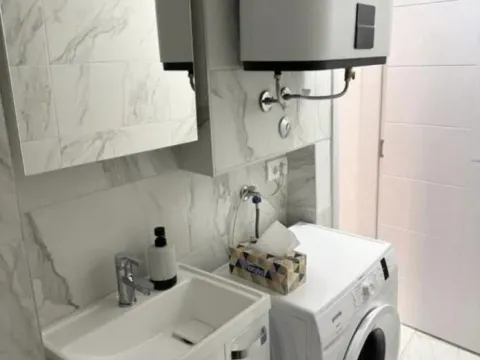 Izdavanje, jednosoban stan, 33m², Crveni Krst, Beograd - image 4