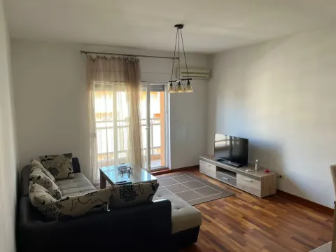 Izdavanje, jednosoban stan, 55m², City Kvart, Podgorica - image 5