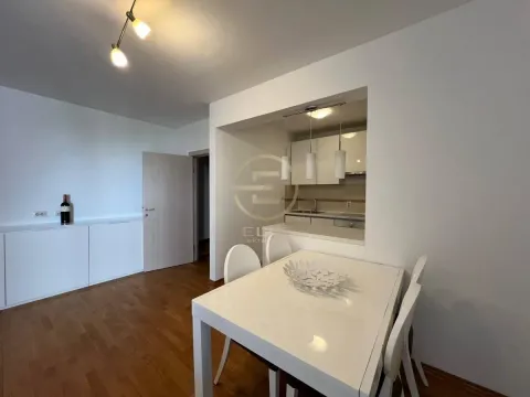 Izdavanje, dvosoban stan, 54m², Centar, Novi Sad - image 5