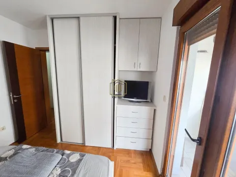 Izdavanje, dvosoban stan, 70m², Stari Aerodrom, Podgorica - image 15