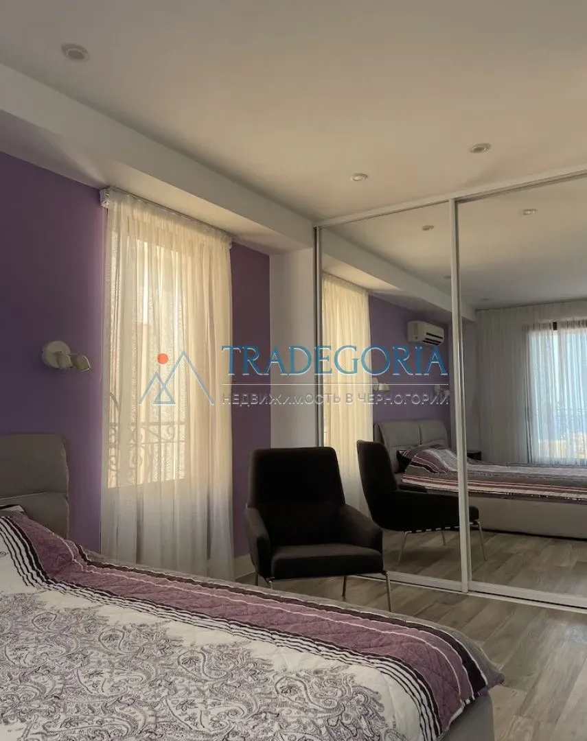 Prodaja, četvorosoban stan, 222m², Dobra Voda, Bar