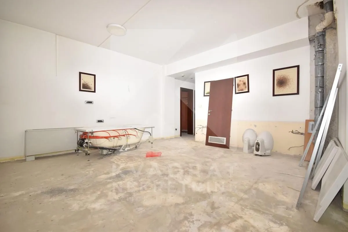 Rent, office space, 358m², Preko Morače, Podgorica