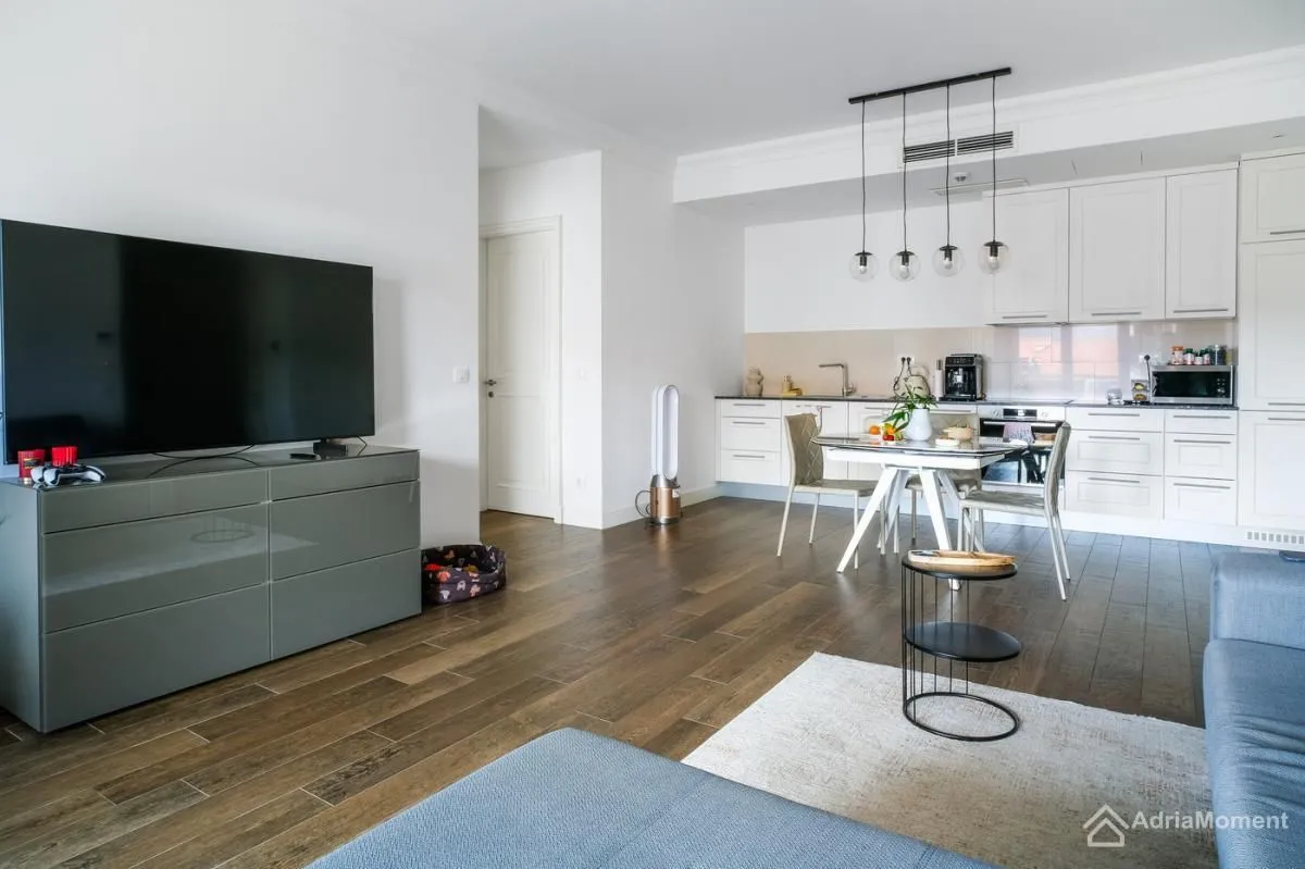 Prodaja, jednosoban stan, 67m², Luštica Bay, Tivat