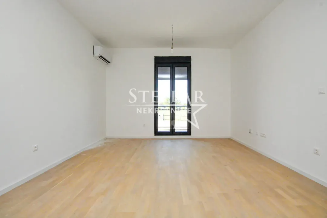 Prodaja, jednosoban stan, 39m², Tološi, Podgorica