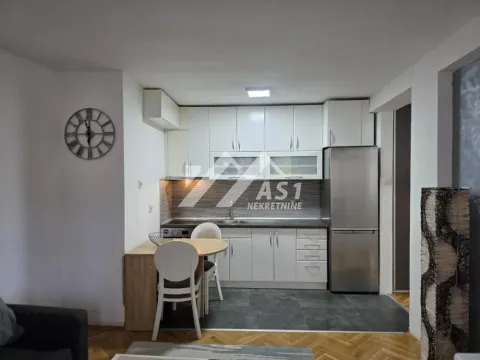 Izdavanje, dvosoban stan, 55m², Bulevar Oslobodjenja, Novi Sad Sve Podlokacije - image 3
