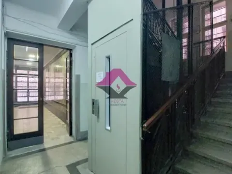 Rent, two bedroom apartment, 60m², Stari Grad, Beograd - image 19