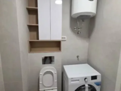 Izdavanje, jednosoban stan, 45m², Pobrežje, Podgorica - image 13