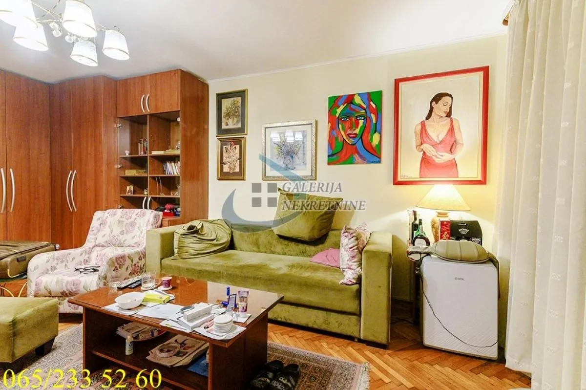 Prodaja, dvosoban stan, 62m², Vračar Sve Podlokacije, Beograd