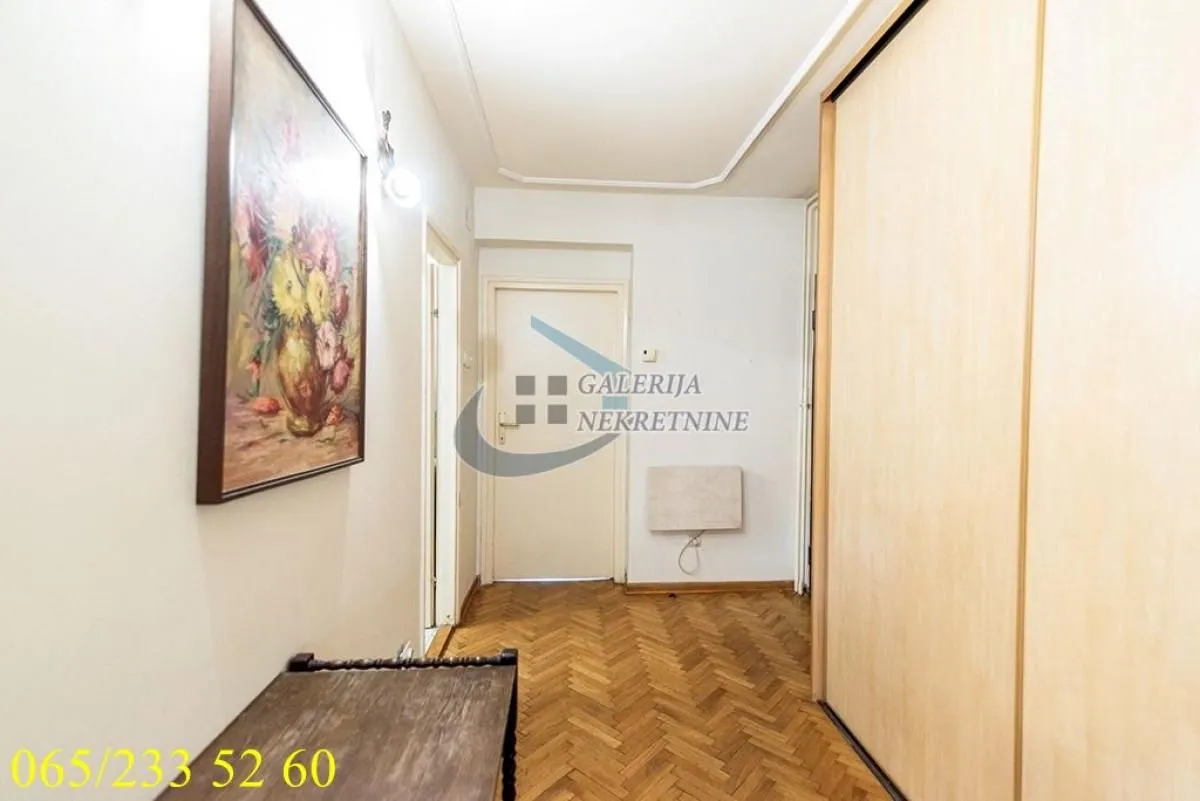 Prodaja, dvosoban stan, 64m², Vračar Sve Podlokacije, Beograd