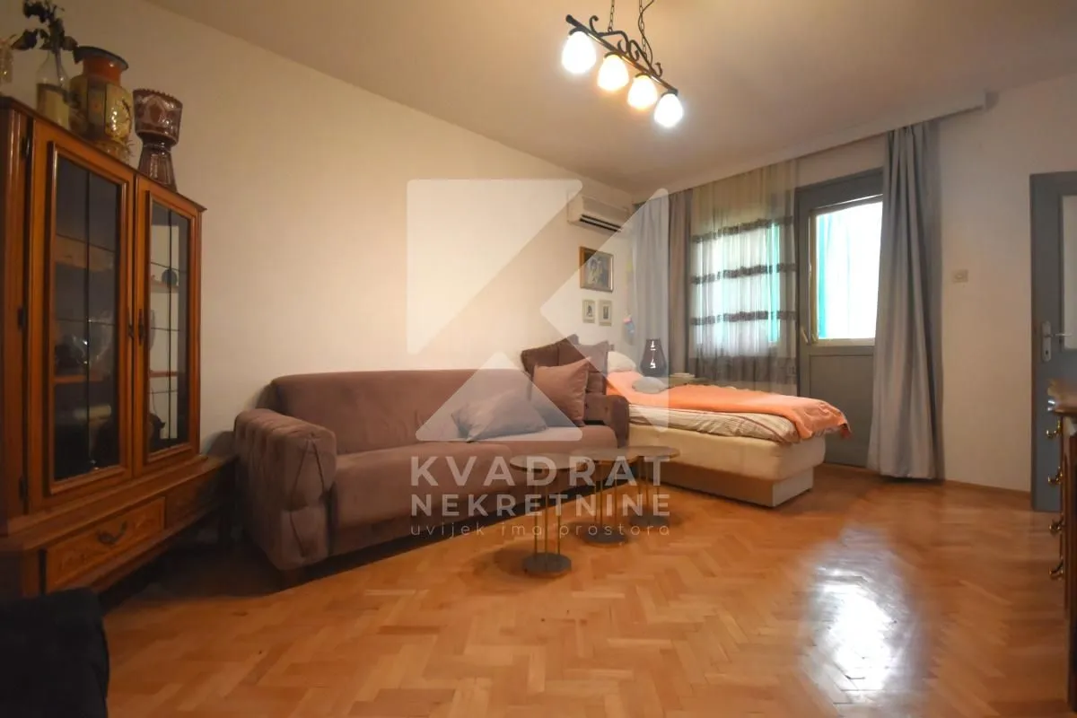 Prodaja, trosoban stan, 120m², Pobrežje, Podgorica
