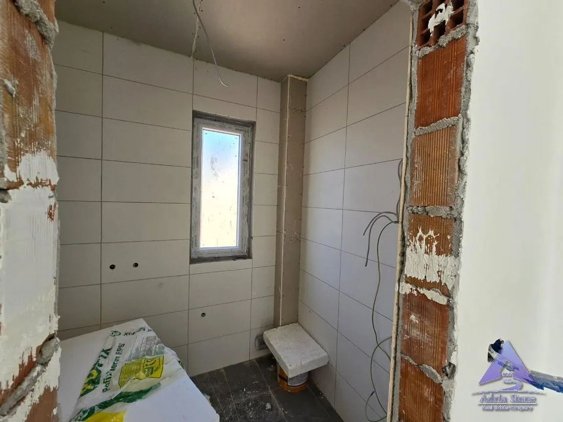 Sale, two bedroom apartment, 55m², Petrovac, Budva
