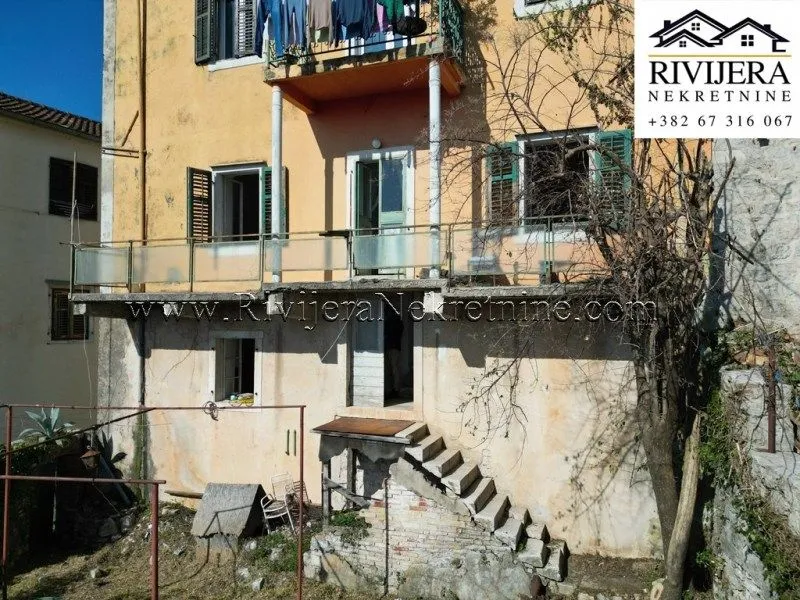 Prodaja, stan, 135m², Centar, Herceg Novi