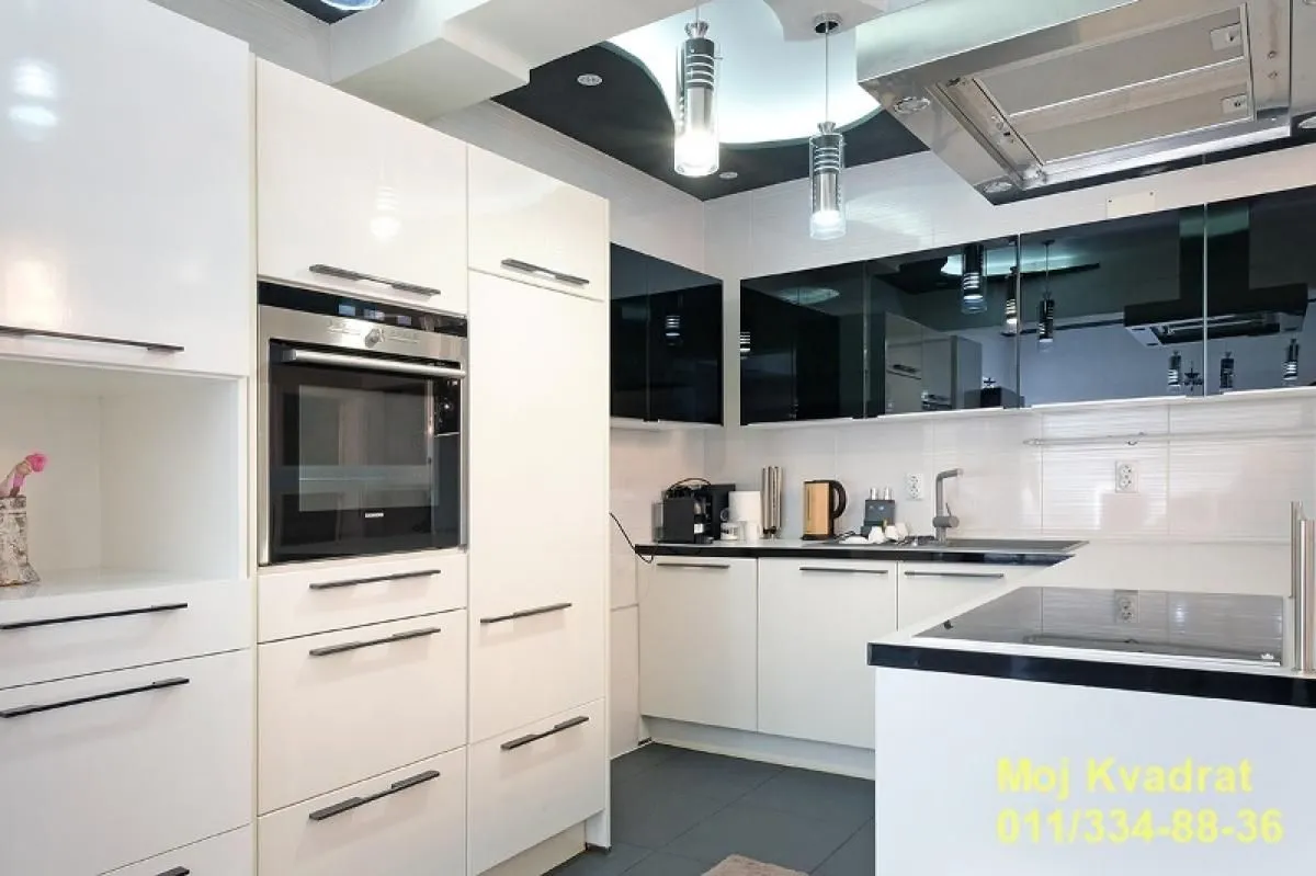 Sale, house, 340m², Zemun Sve Podlokacije, Beograd