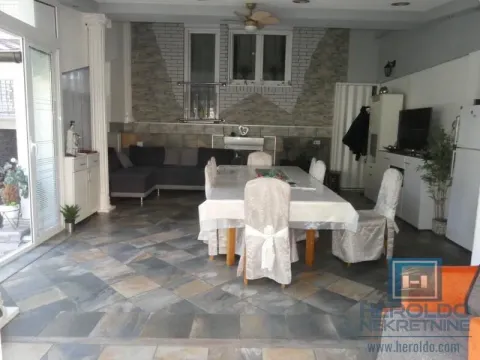  House for Sale, 380m2, Pivara, Jagodina