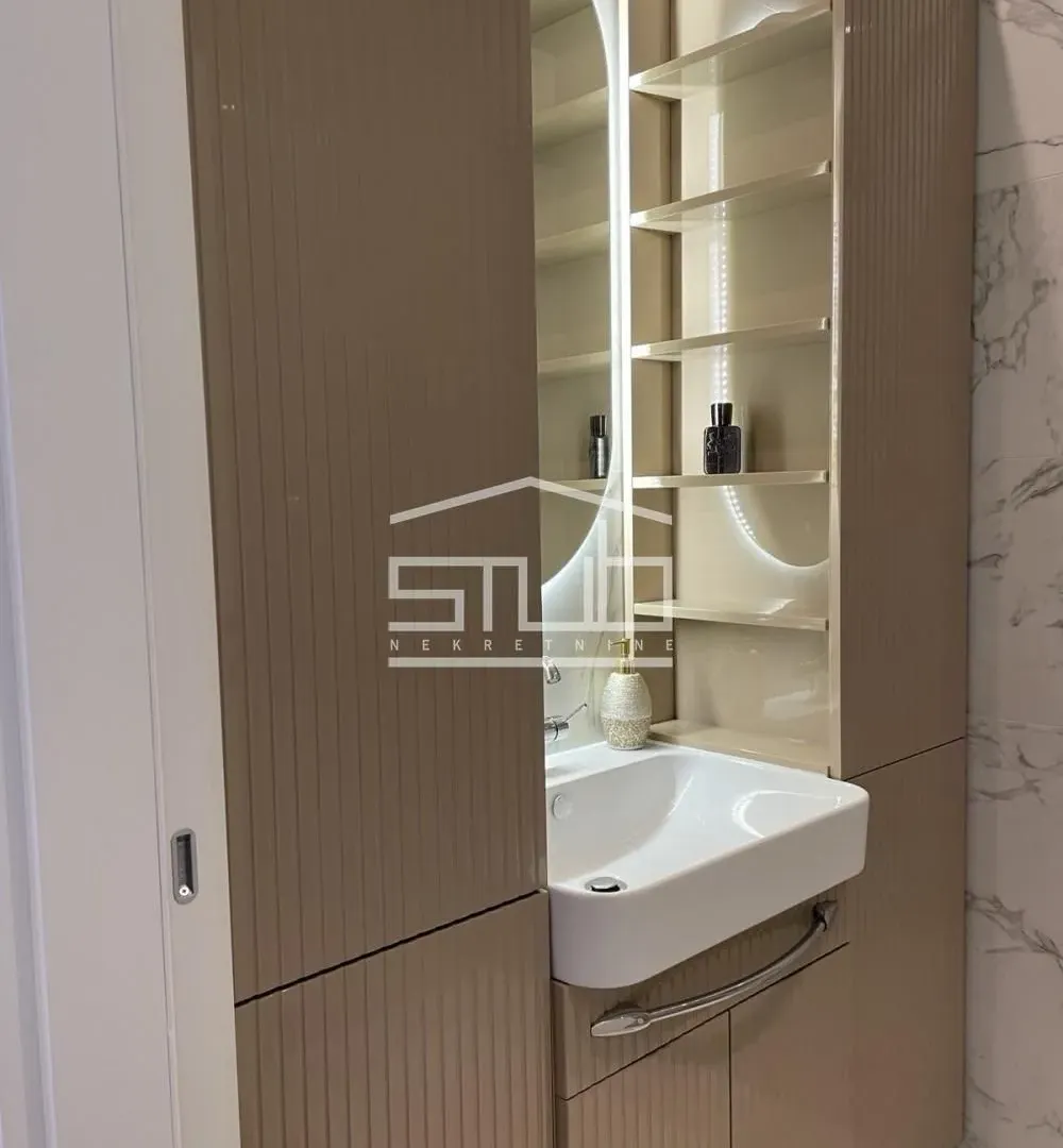 Rent, two bedroom apartment, 60m², Novi Beograd Blok 65, Novi Beograd Sve Podlokacije