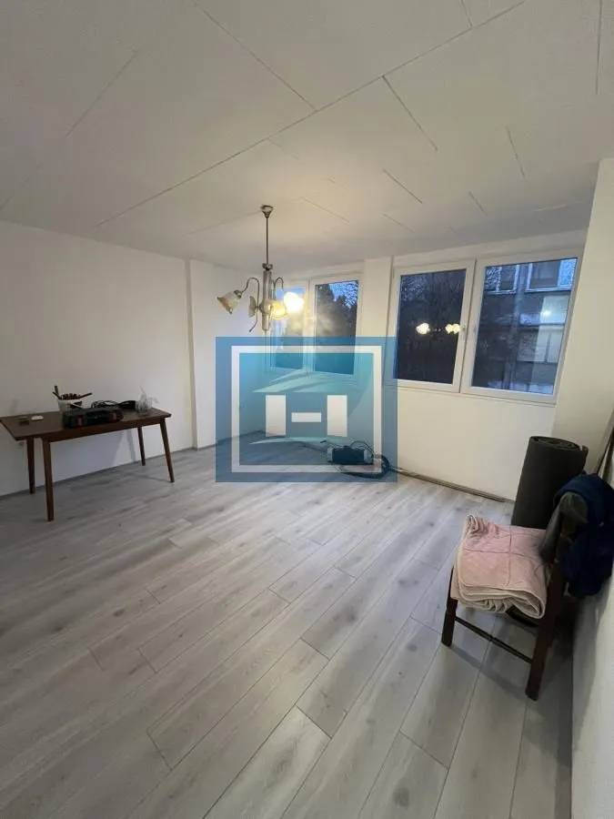 Prodaja, dvosoban stan, 49m², Ćuprija, Srbija