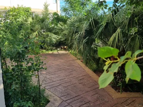 Sale, three bedroom apartment, 90m², Petrovac, Budva - image 4