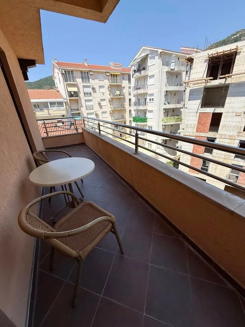 Prodaja, jednosoban stan, 49m², Centar, Budva