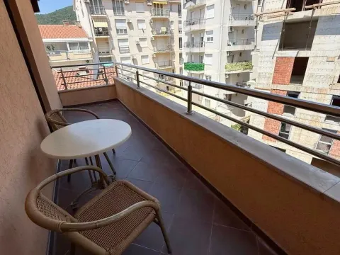Prodaja, jednosoban stan, 49m², Centar, Budva - image 3