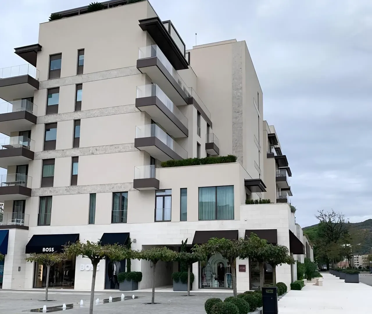 Prodaja, dvosoban stan, 185m², Tivat, Crna Gora