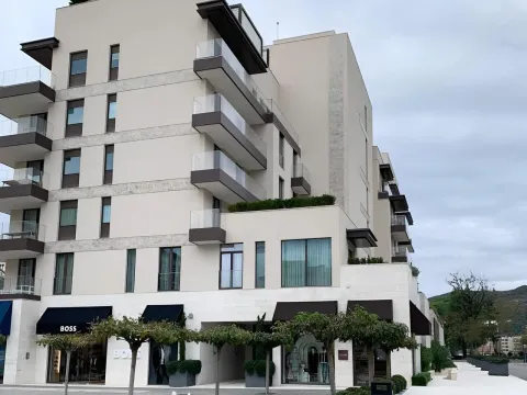 Prodaja, dvosoban stan, 185m², Tivat, Crna Gora - image 22