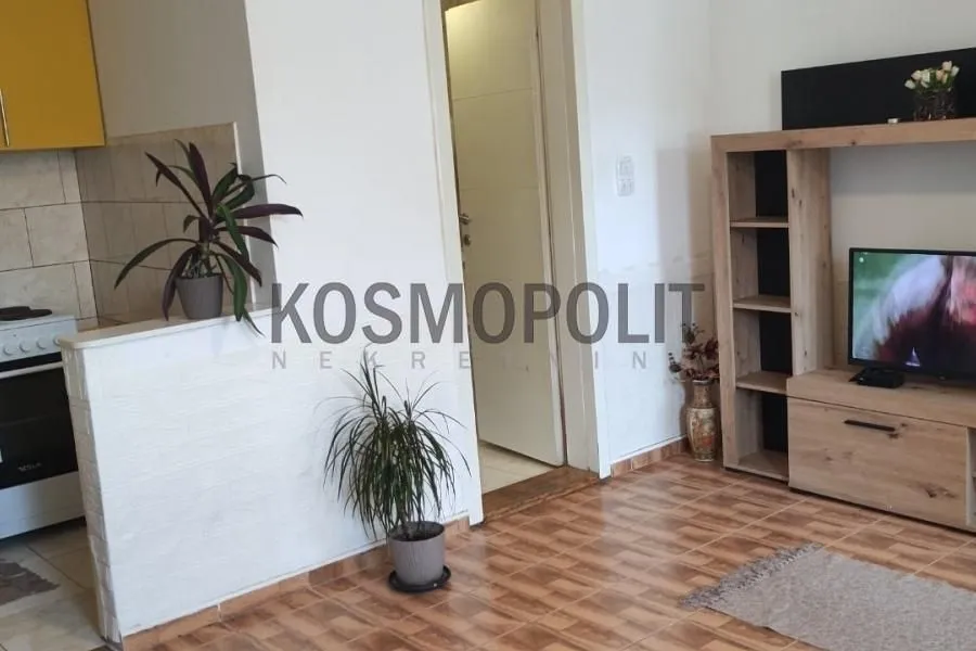 Sale, one bedroom apartment, 27m², Kumodraž Sve Podlokacije, Beograd